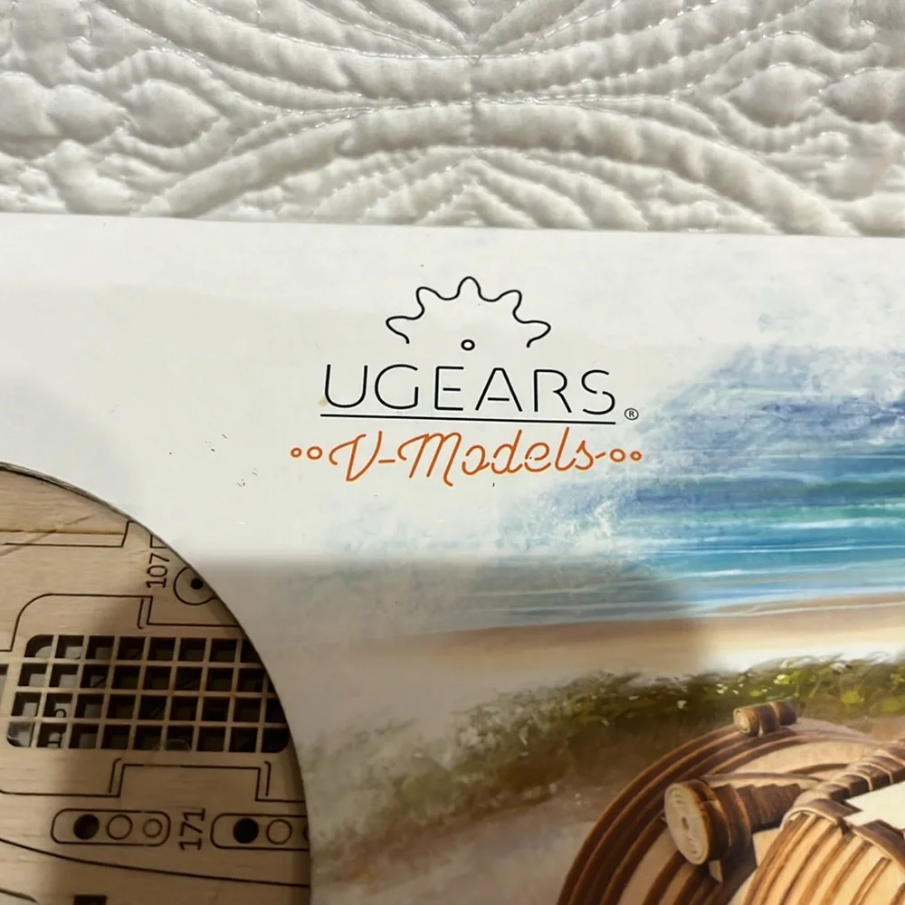 U Gears V Models Roadster‎ VM-01, new and sealed